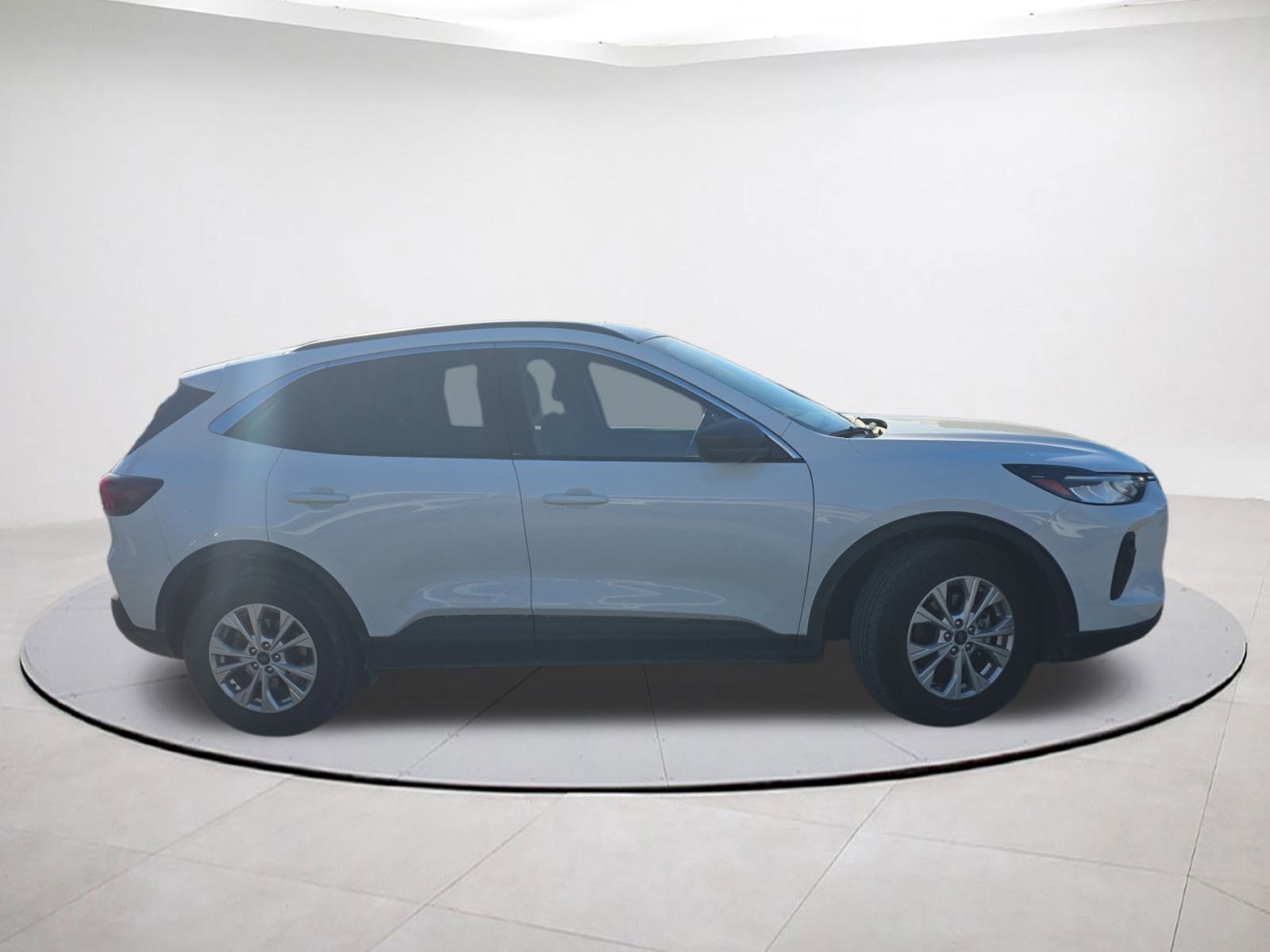 Certified 2023 Ford Escape Active w/ Tech Pack #1 image 8