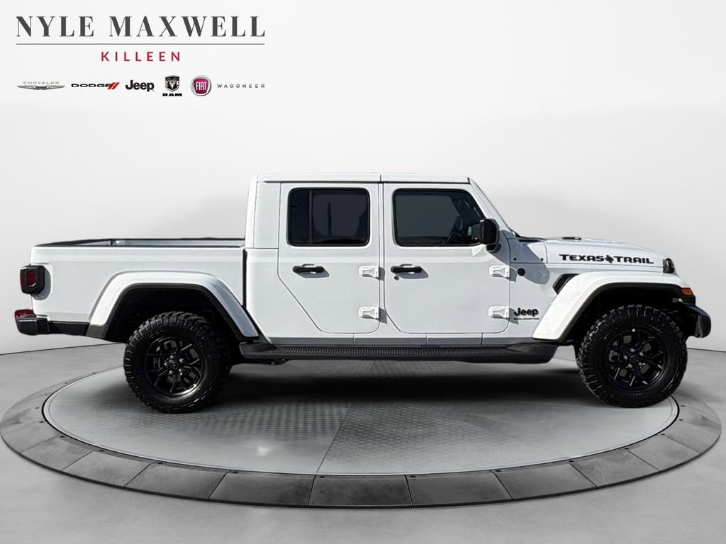 New 2026 Jeep Gladiator Mojave AWD/4WD image 17