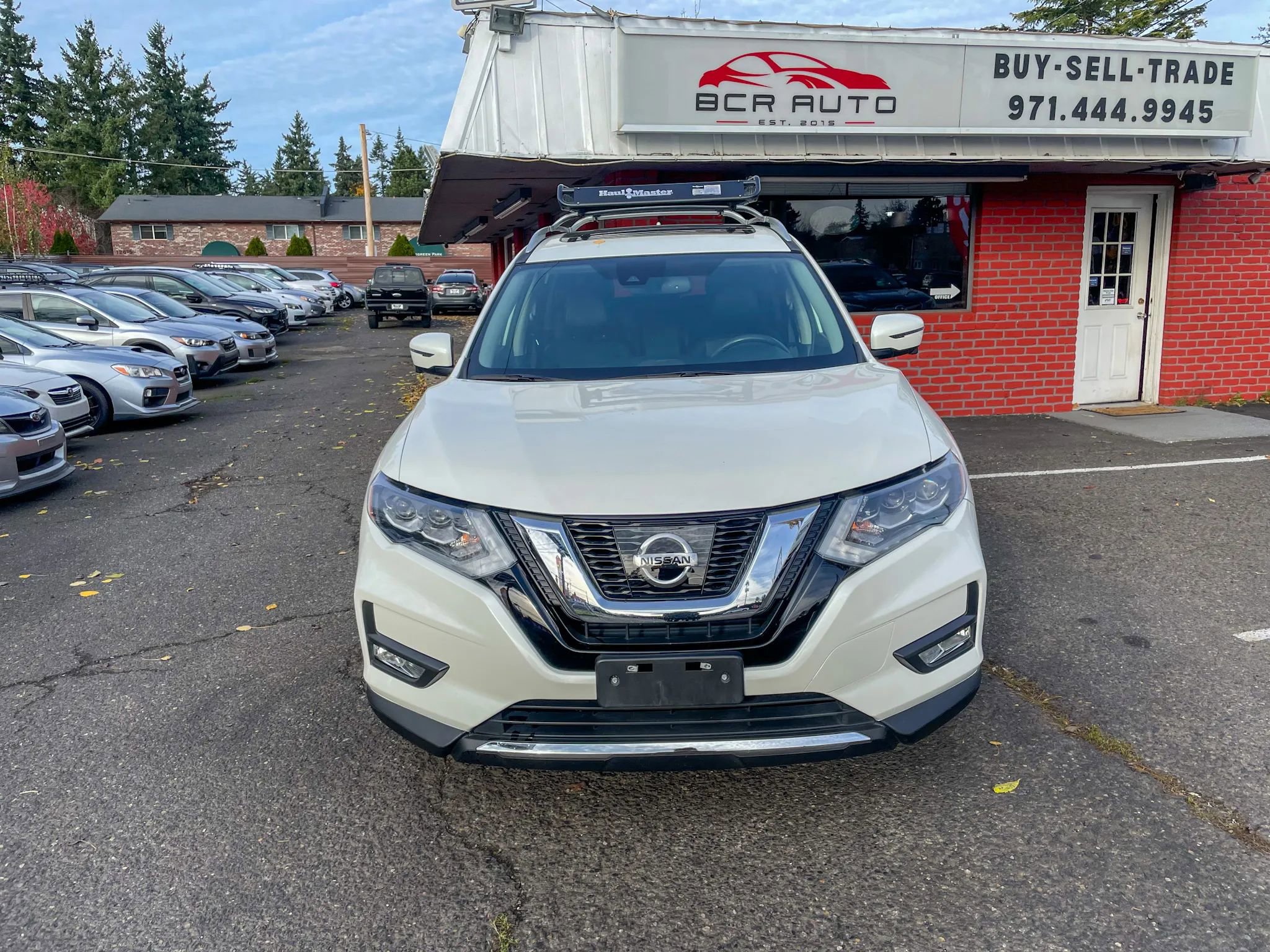 Used 2017 Nissan Rogue SL w/ SL Premium Package image 6