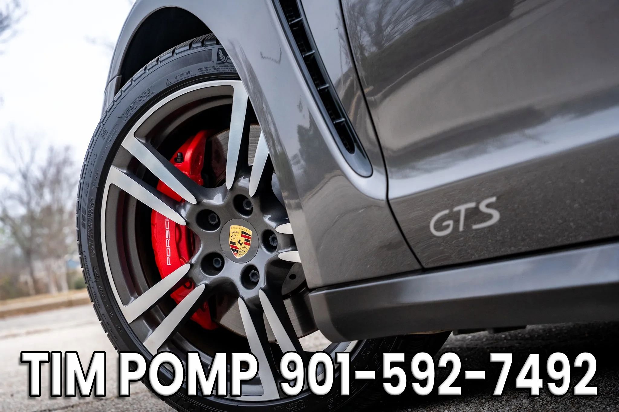 Used 2016 Porsche Panamera GTS image 2