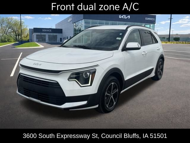 Used 2023 Kia Niro EX FWD image 8