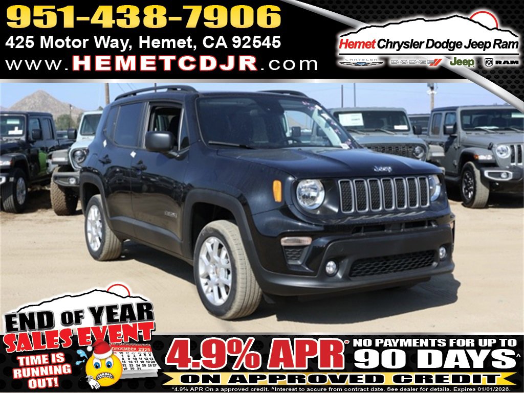 New 2023 Jeep Renegade Latitude w/ Sun & Fun Group