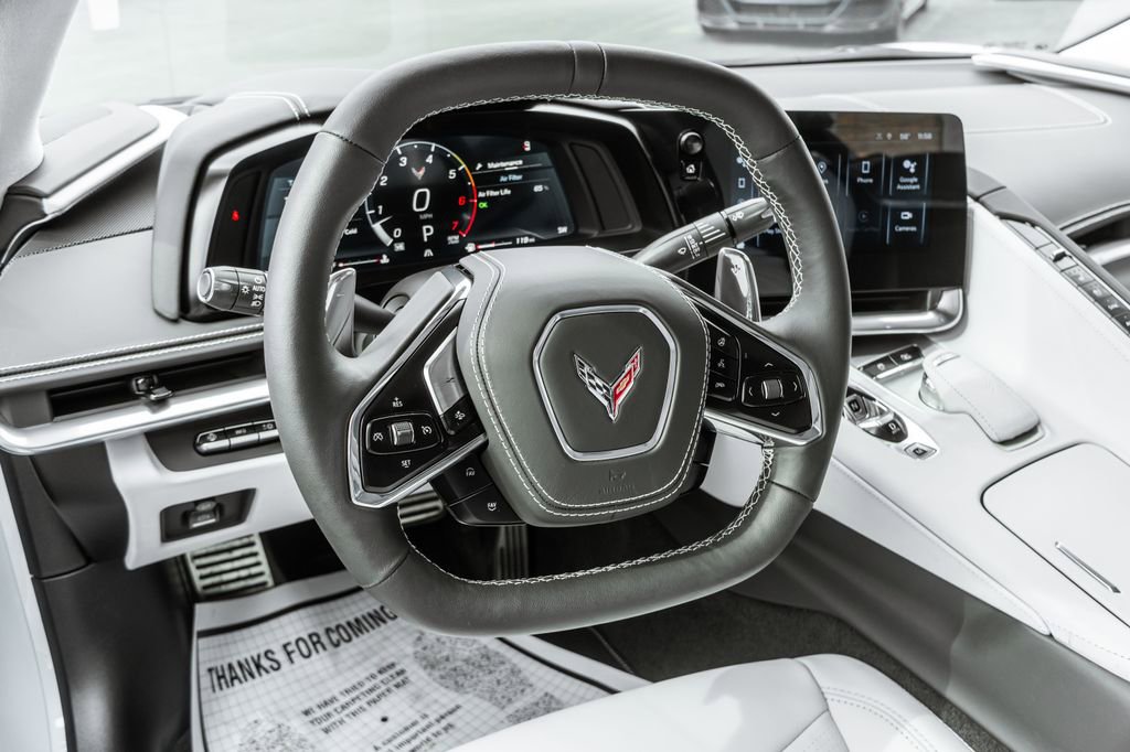 Used 2024 Chevrolet Corvette Stingray Premium Cpe w/ Battery Protection Package image 10