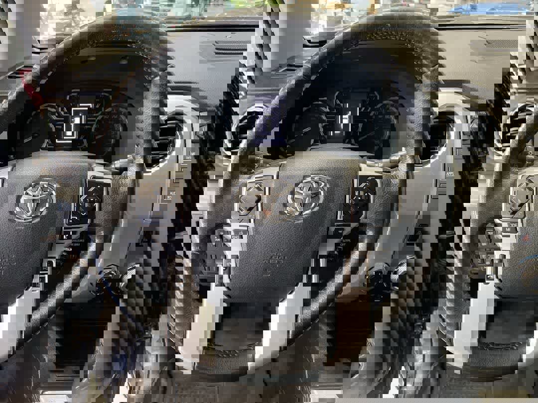 Used 2019 Toyota Tundra Platinum image 14