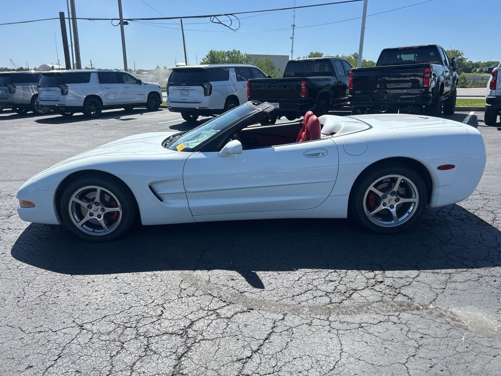 Used 2000 Chevrolet Corvette Convertible w/ Memory Pkg RWD image 8