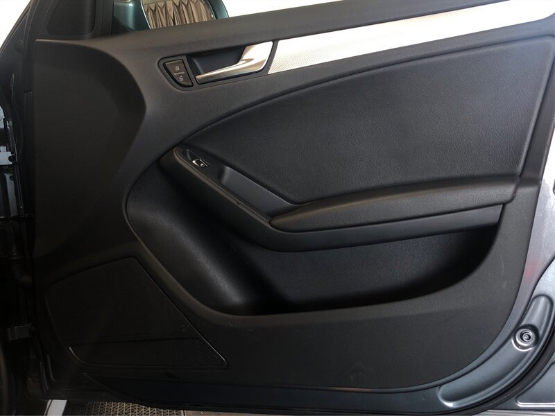 Used 2016 Audi A4 2.0T Premium image 18