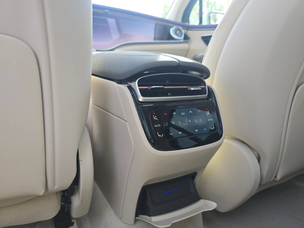 New 2027 Mercedes-Benz EQS 400 4MATIC SUV image 27