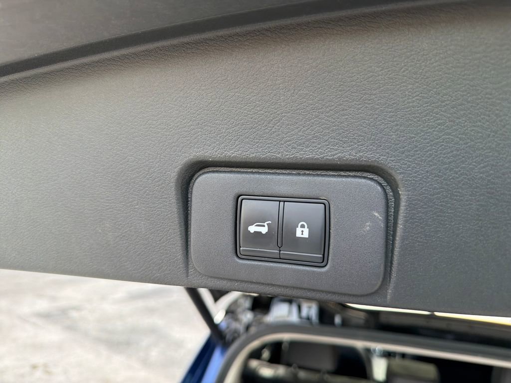 Used 2021 Nissan Rogue SL w/ Premium Package FWD image 35