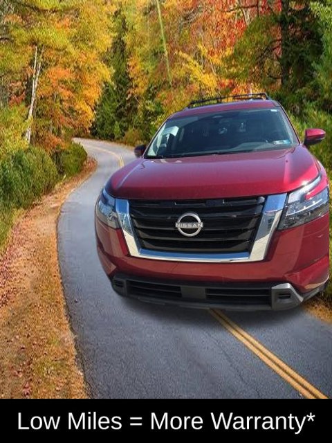 Certified 2024 Nissan Pathfinder SV w/ SV Premium Package AWD/4WD image 10