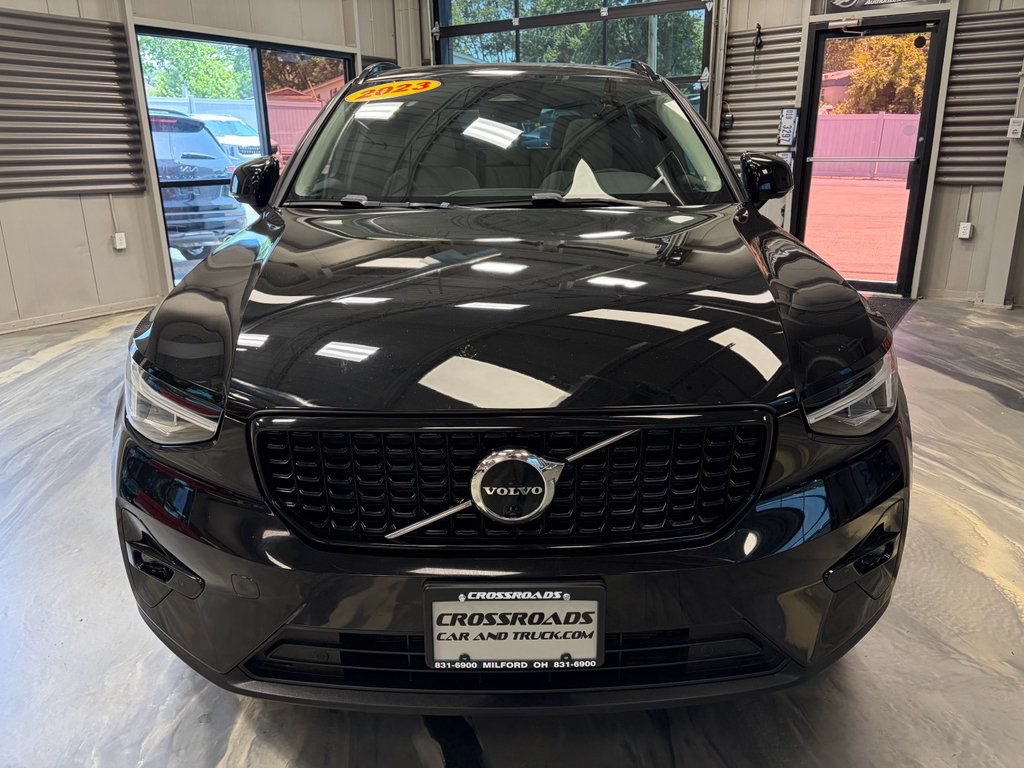 Used 2023 Volvo XC40 B5 Plus w/ Driver Assist Package AWD/4WD image 41