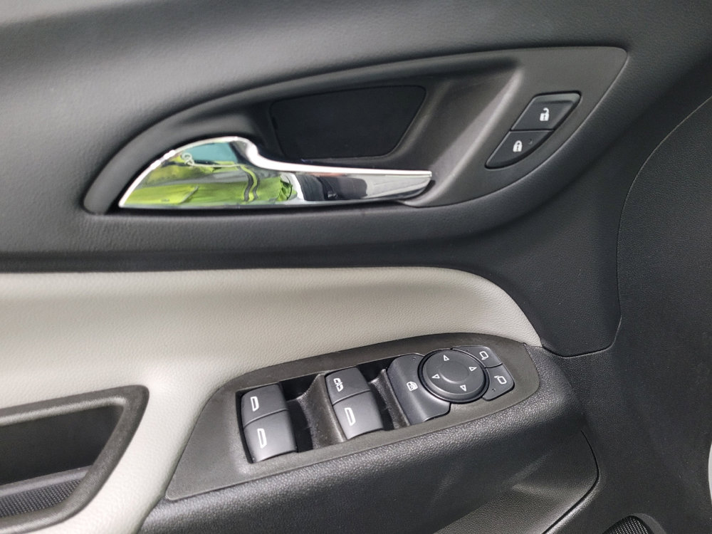 Used 2023 Chevrolet Equinox LT w/ Driver Convenience Package image 27