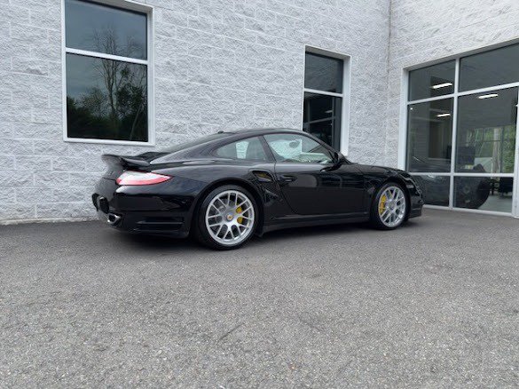 Used 2012 Porsche 911 Turbo S AWD/4WD image 47