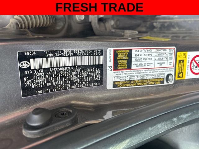 Used 2015 Toyota Camry SE w/ Moonroof Package FWD image 10
