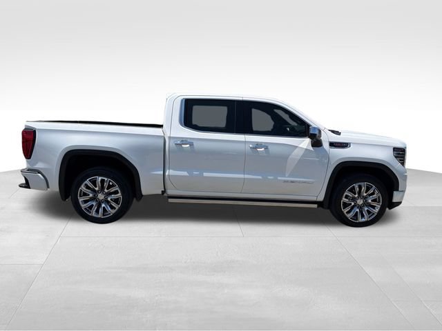 Used 2025 GMC Sierra 1500 Denali AWD/4WD image 8