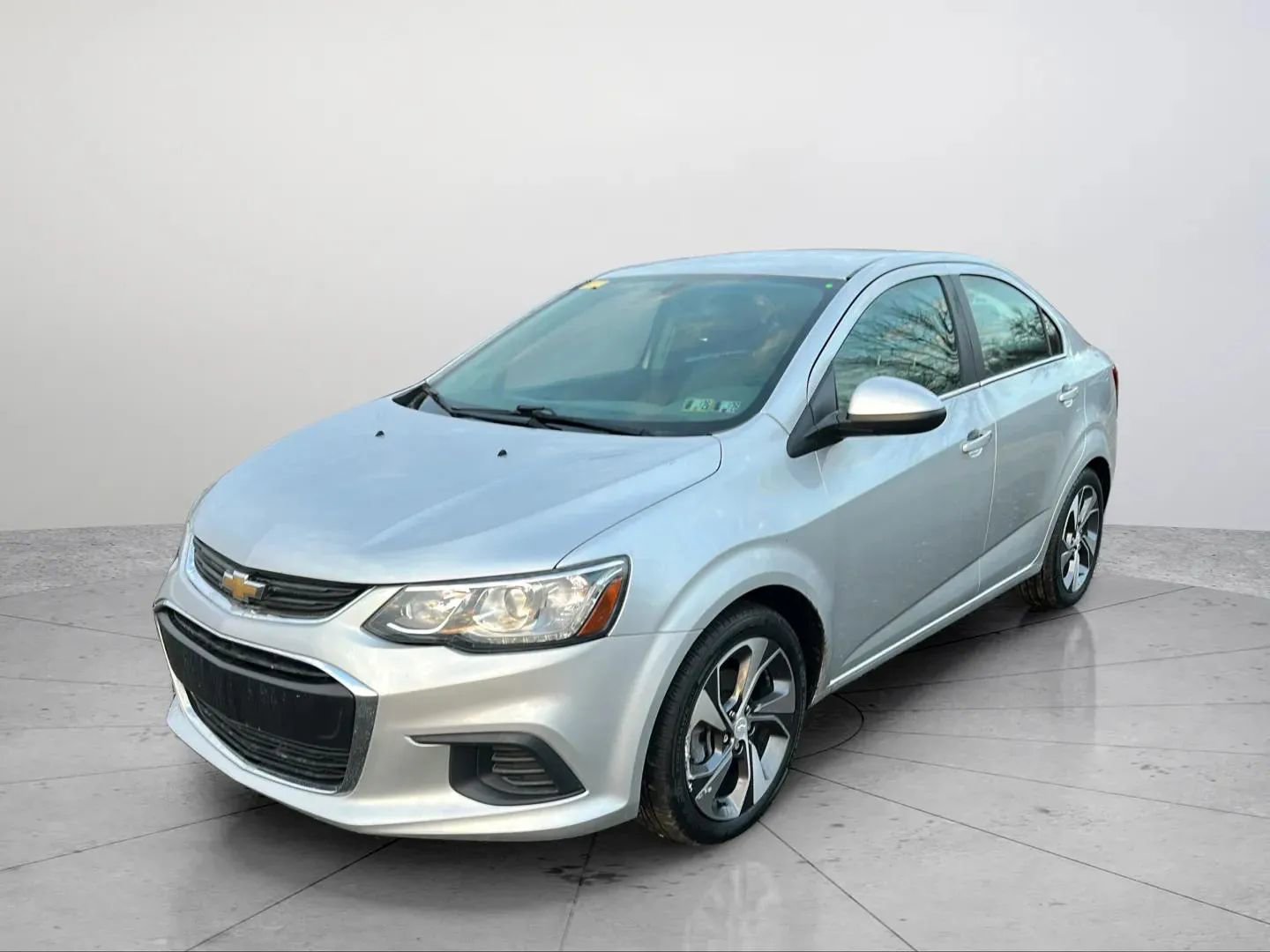 Used 2017 Chevrolet Sonic Premier image 9