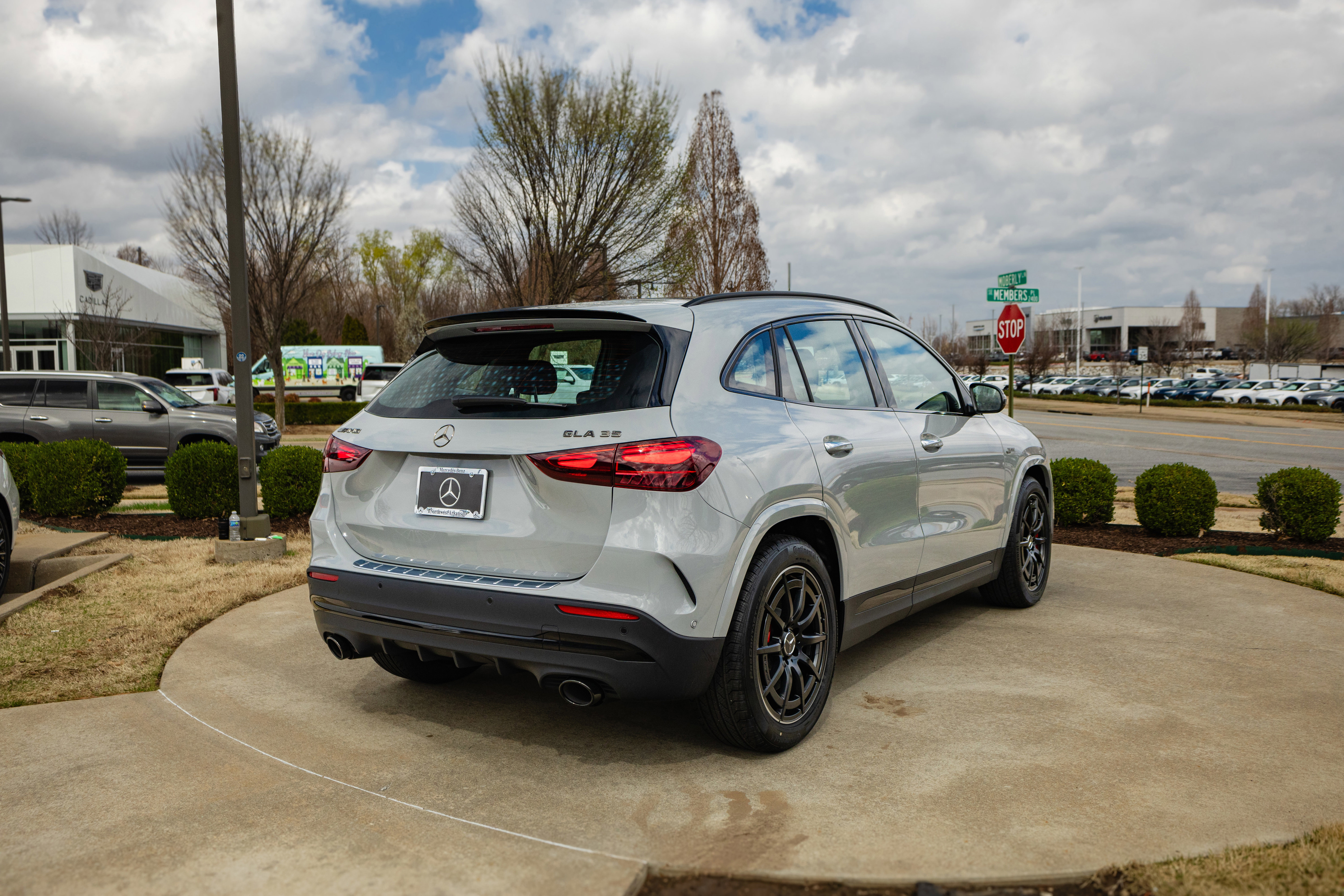 New 2026 Mercedes-Benz GLA 35 AMG 4MATIC image 14
