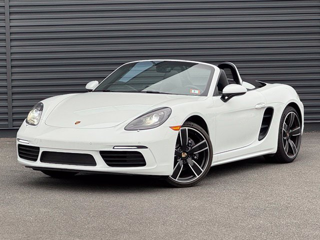 Used 2024 Porsche 718 Boxster RWD image 1