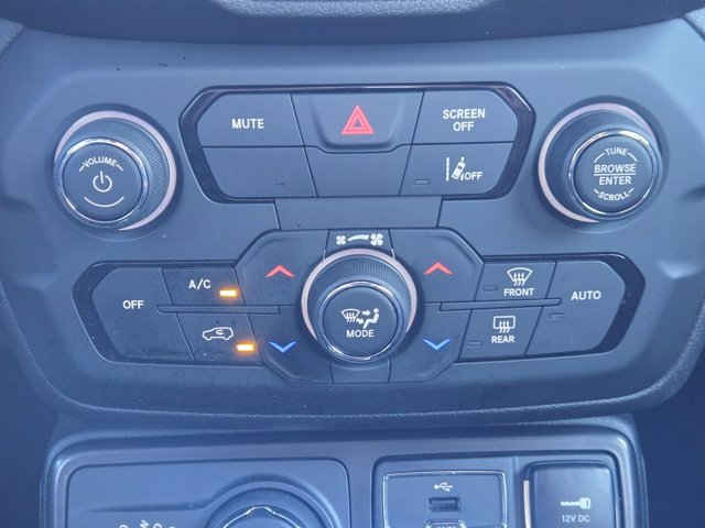 Used 2022 Jeep Renegade Altitude w/ Convenience Group image 19