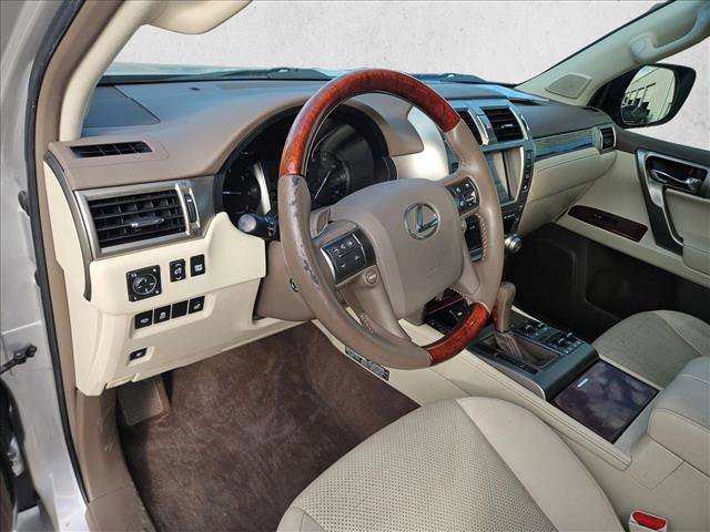 Used 2013 Lexus GX 460 Premium image 14