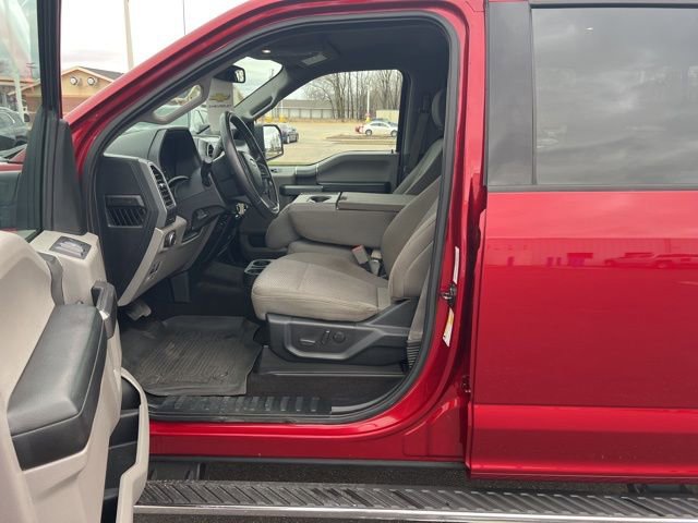 Used 2019 Ford F150 XLT w/ Equipment Group 302A Luxury image 12