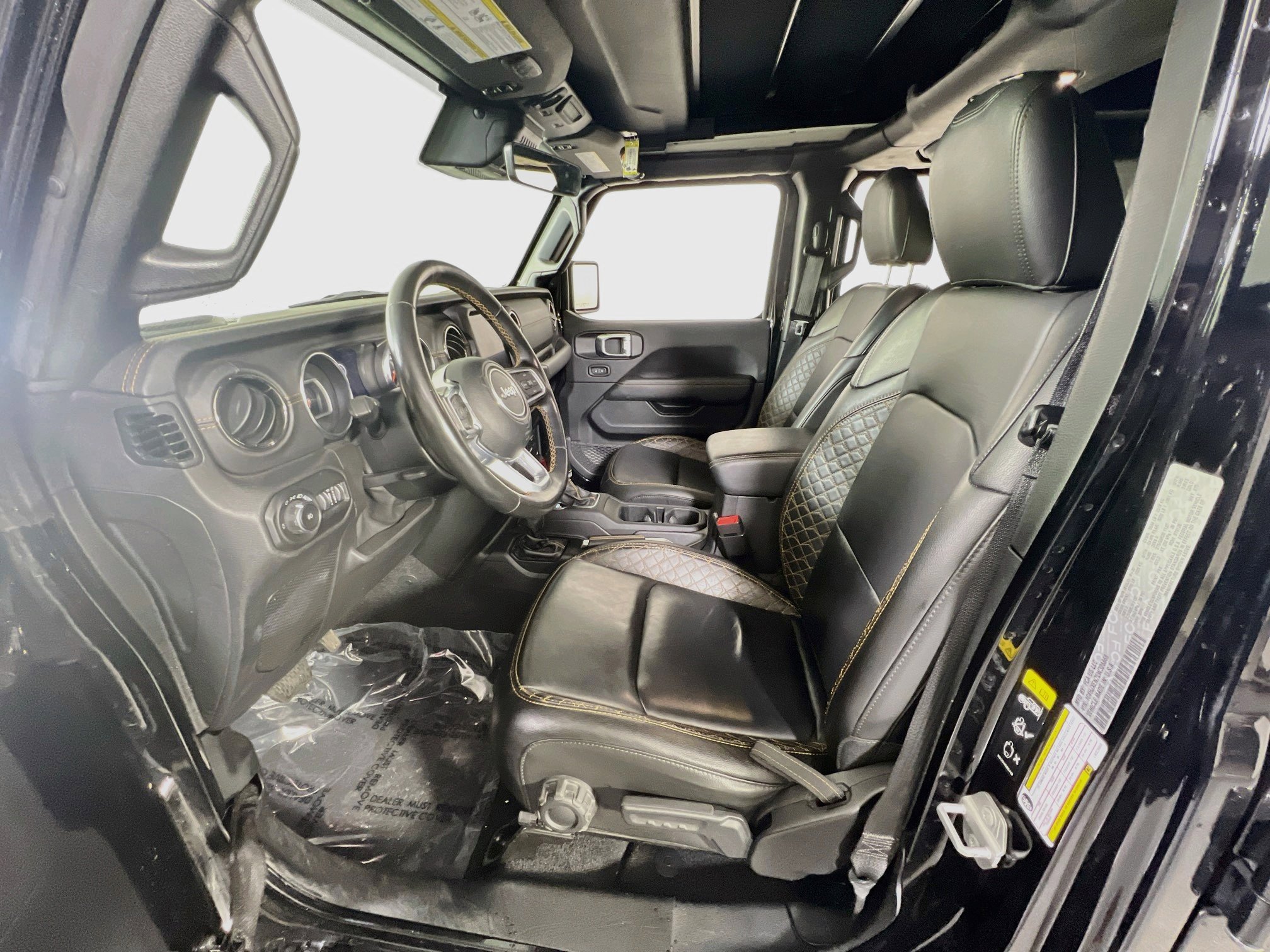 Used 2020 Jeep Wrangler Unlimited Sahara AWD/4WD image 21