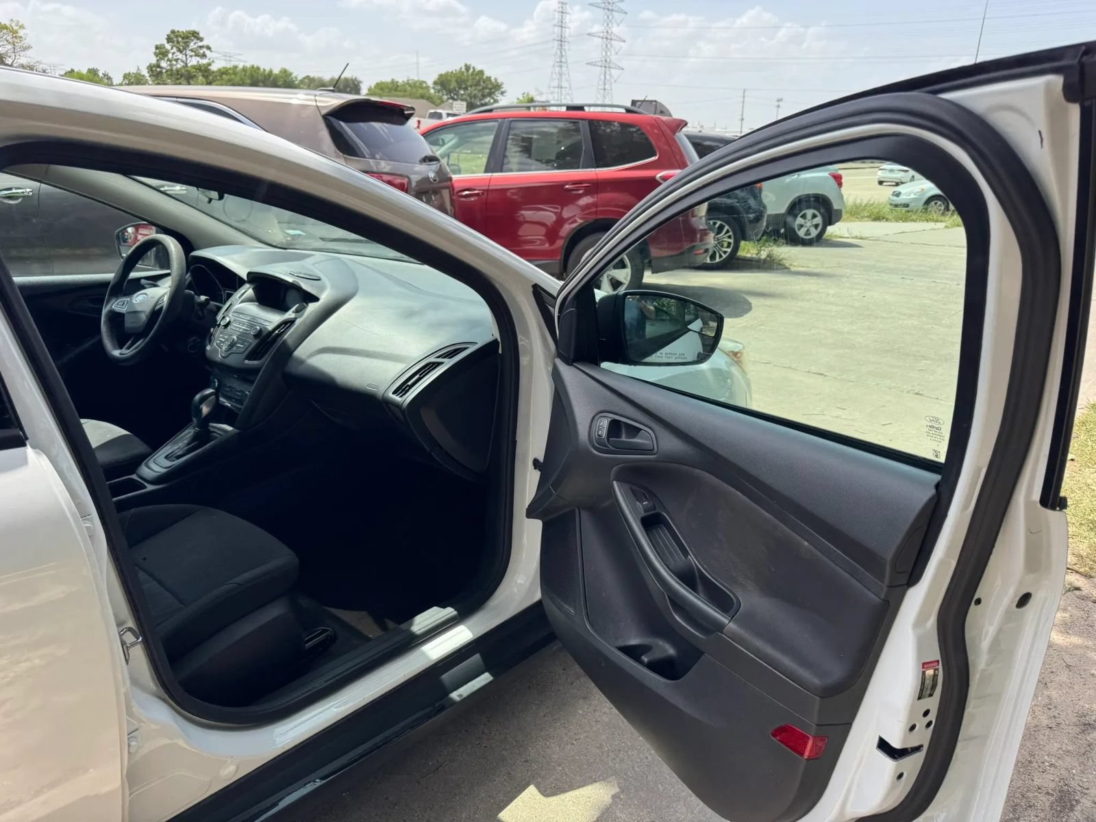 Used 2018 Ford Focus S FWD image 23