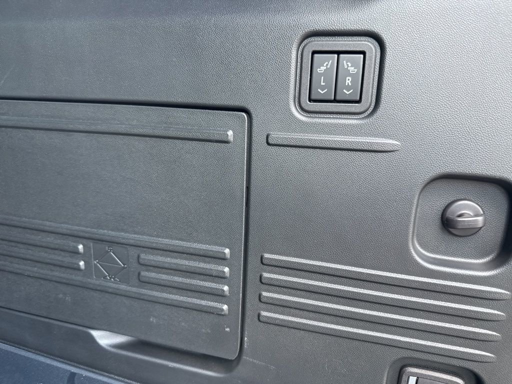 Used 2024 GMC Hummer EV 3X w/ Omega Edition image 59