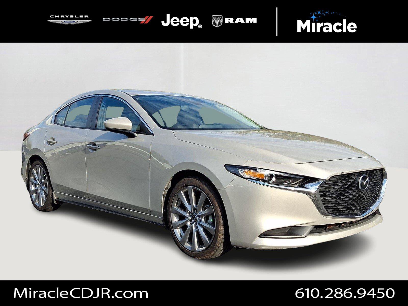 Used 2023 MAZDA MAZDA3 s FWD image 1
