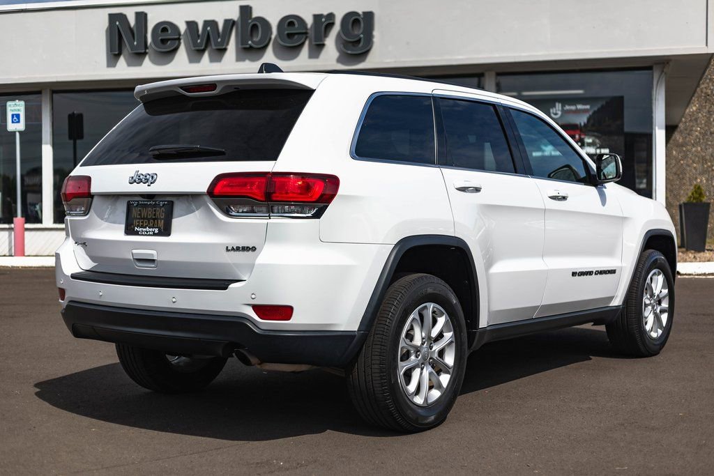 Used 2022 Jeep Grand Cherokee Laredo X image 9