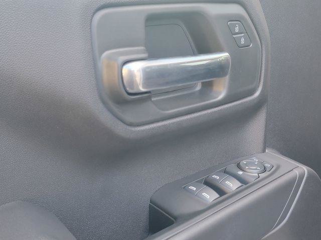 Used 2024 Chevrolet Silverado 1500 Custom Trail Boss w/ Turbomax Blackout Package AWD/4WD image 49