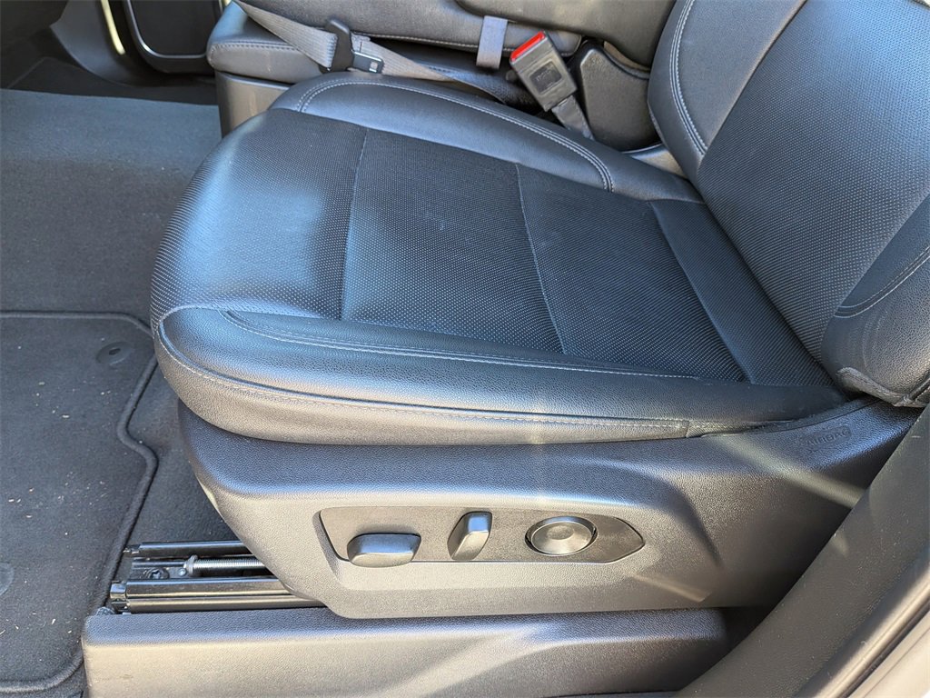 Used 2025 GMC Sierra 1500 SLT image 21