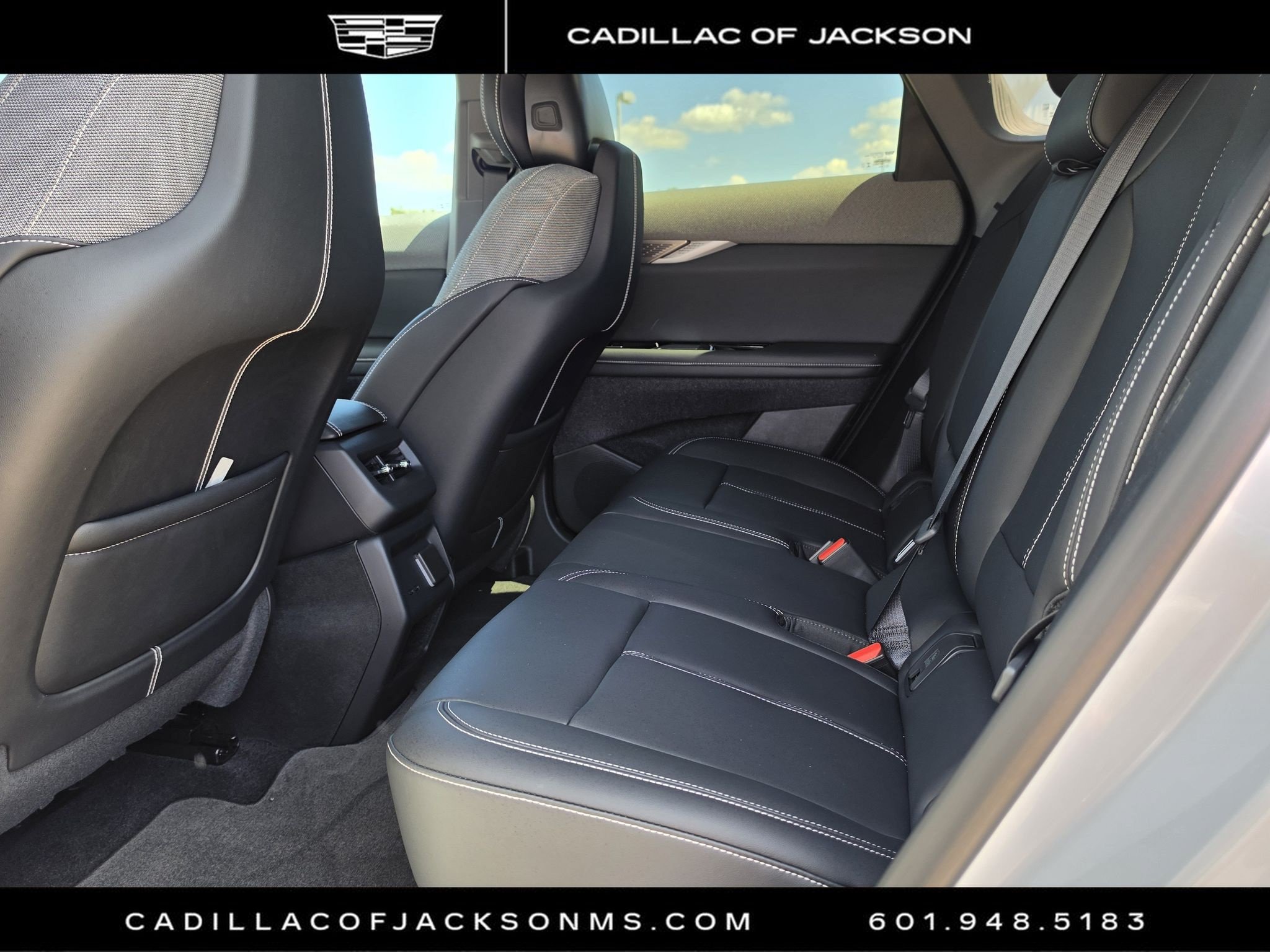New 2027 Cadillac Optiq Sport w/ LPO, Floor Liner Package AWD/4WD image 18