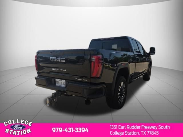 Used 2025 GMC Sierra 2500 Denali Ultimate AWD/4WD image 4