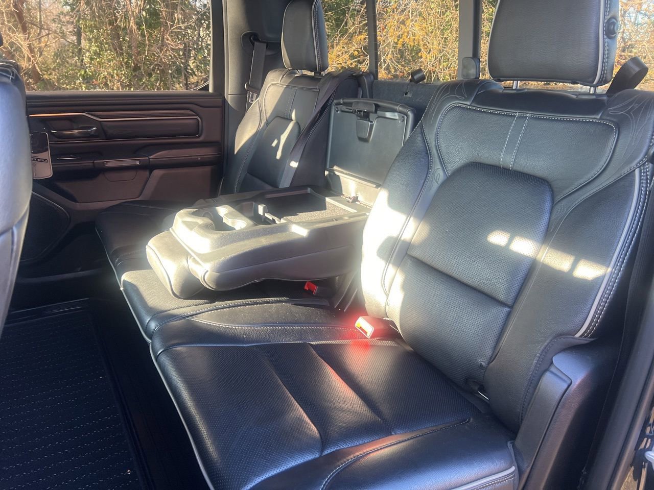 Used 2019 RAM 1500 Limited w/ Body Color Bumper Group image 17