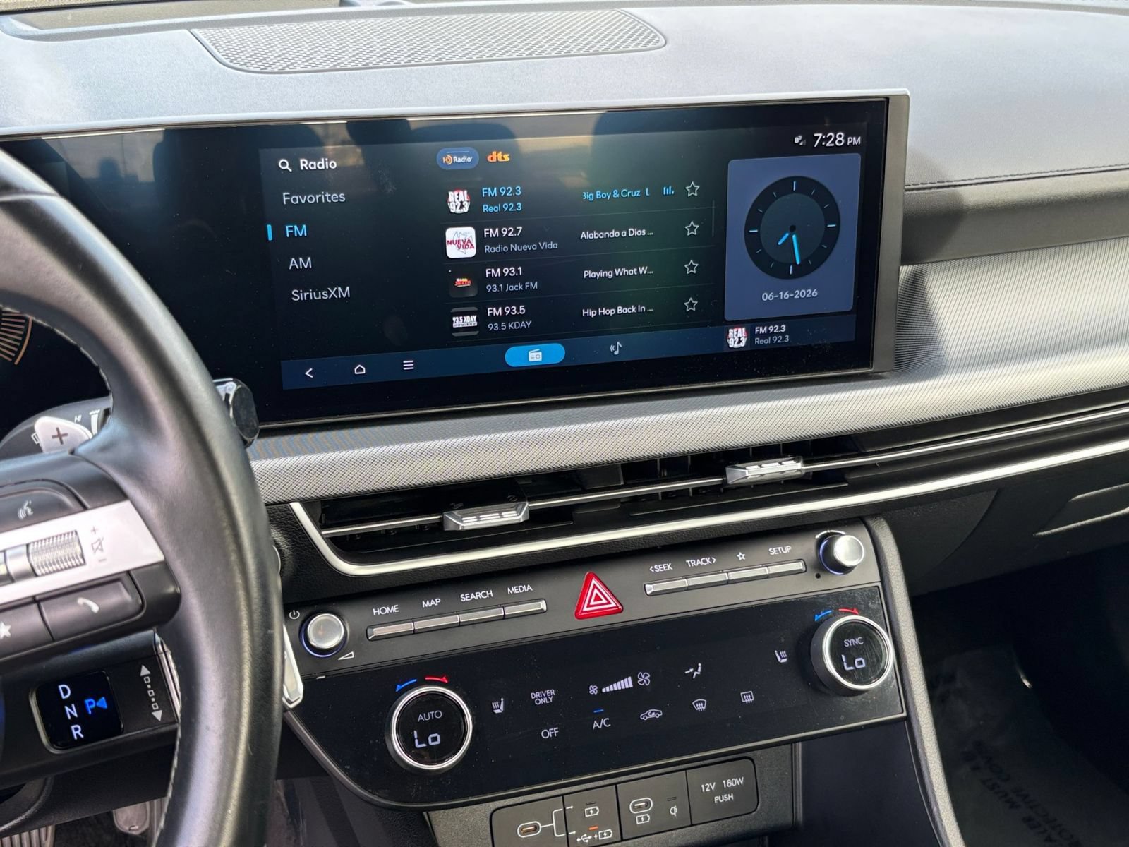 Used 2025 Hyundai Sonata SEL FWD image 17