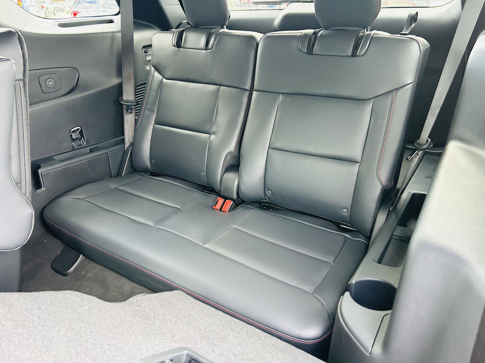 New 2026 Ford Explorer ST-Line image 33