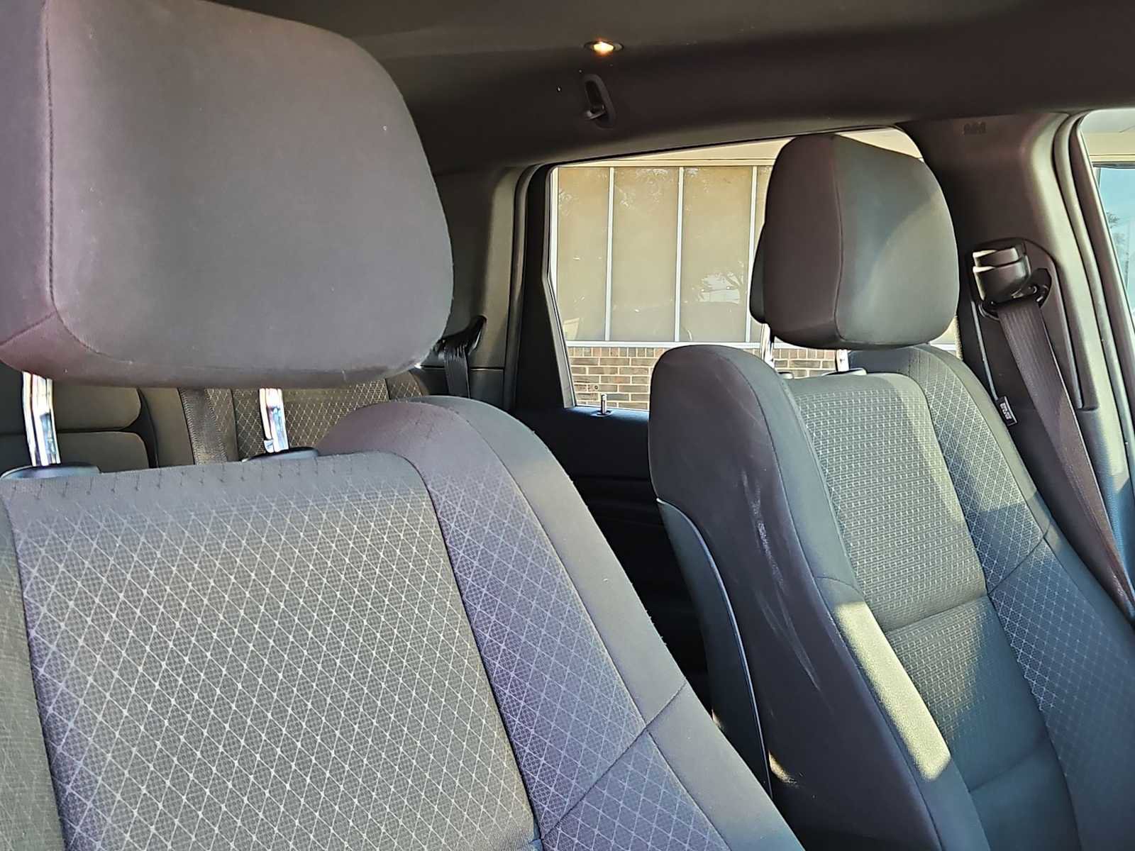 Used 2018 Jeep Grand Cherokee Laredo RWD image 18