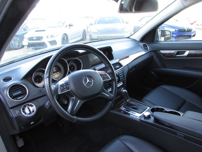 Used 2012 Mercedes-Benz C 250 Sedan image 12