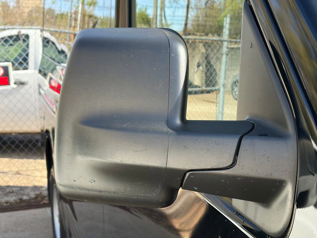 Used 2018 Nissan NV 3500 S image 20