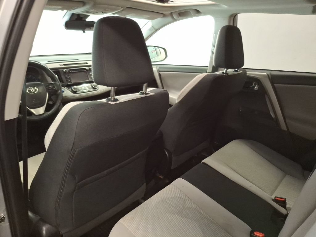 Used 2018 Toyota RAV4 XLE w/ Plus Extra Value Package AWD/4WD image 14