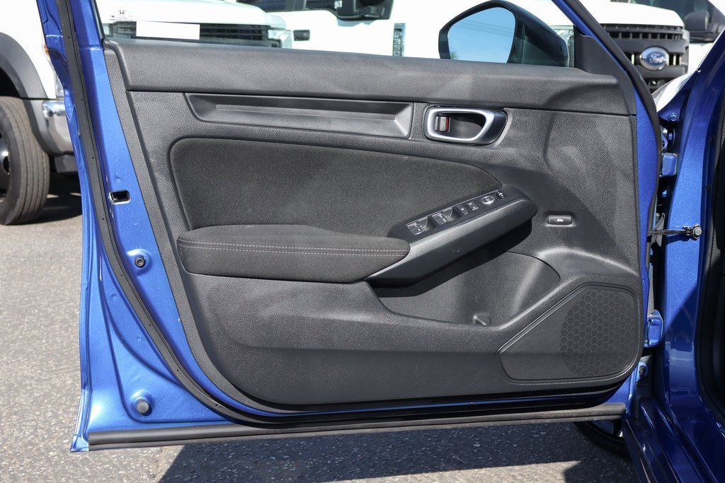 Used 2023 Honda Civic Sport image 12