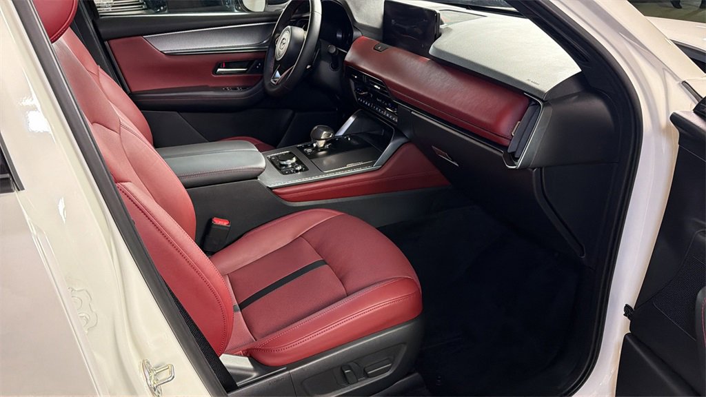 Used 2025 MAZDA CX-70 Plug-In Hybrid w/ Premium Plus image 9