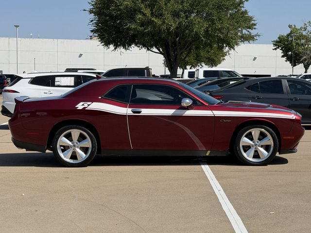 Used 2017 Dodge Challenger R/T Plus RWD image 3