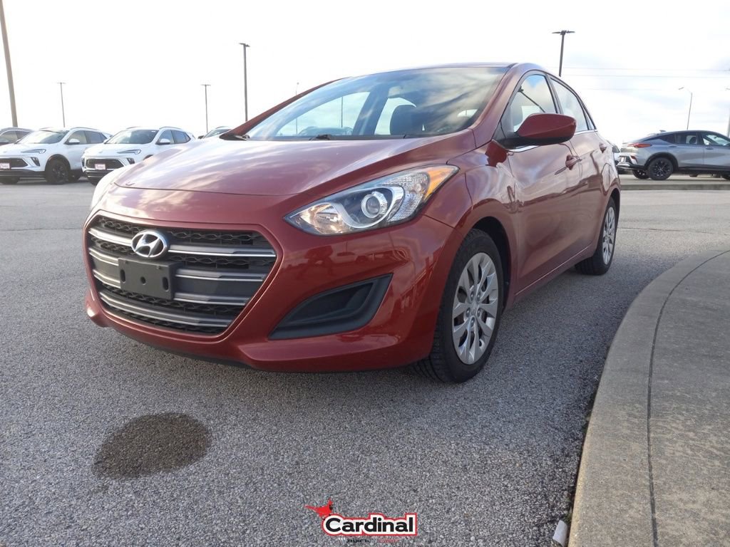 Used 2017 Hyundai Elantra GT image 15