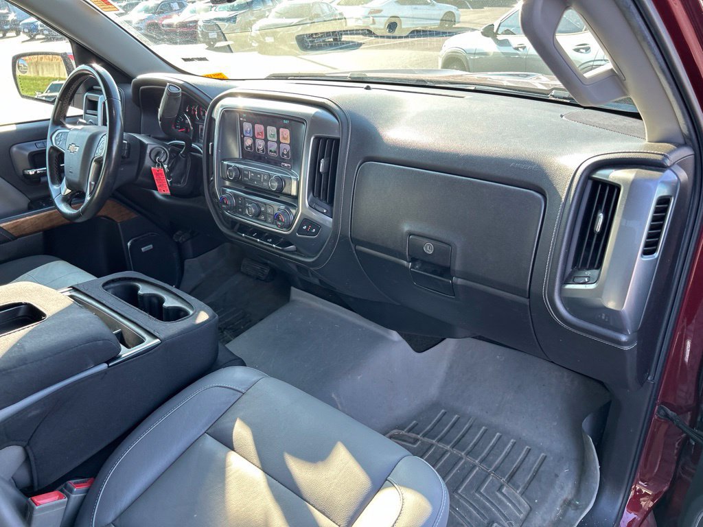 Used 2017 Chevrolet Silverado 1500 LTZ w/ Sport Package AWD/4WD image 37