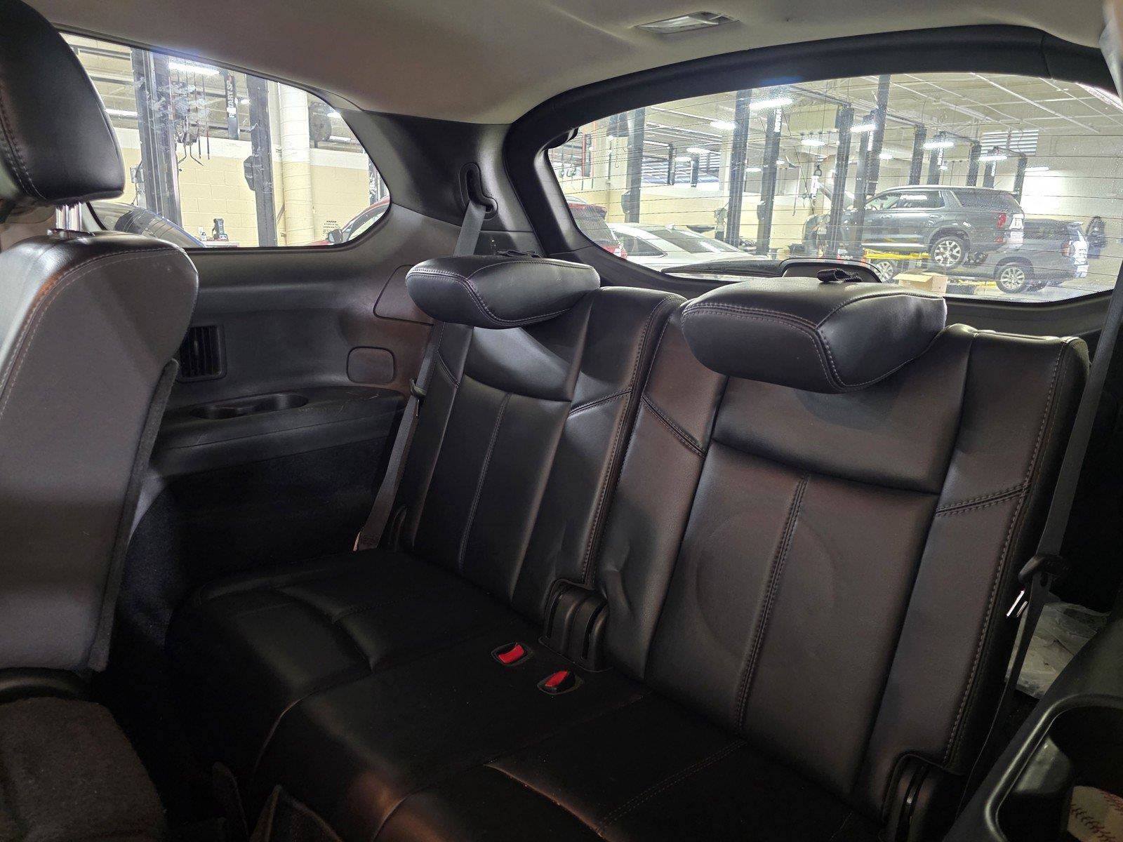 Used 2019 Nissan Pathfinder SL FWD image 11