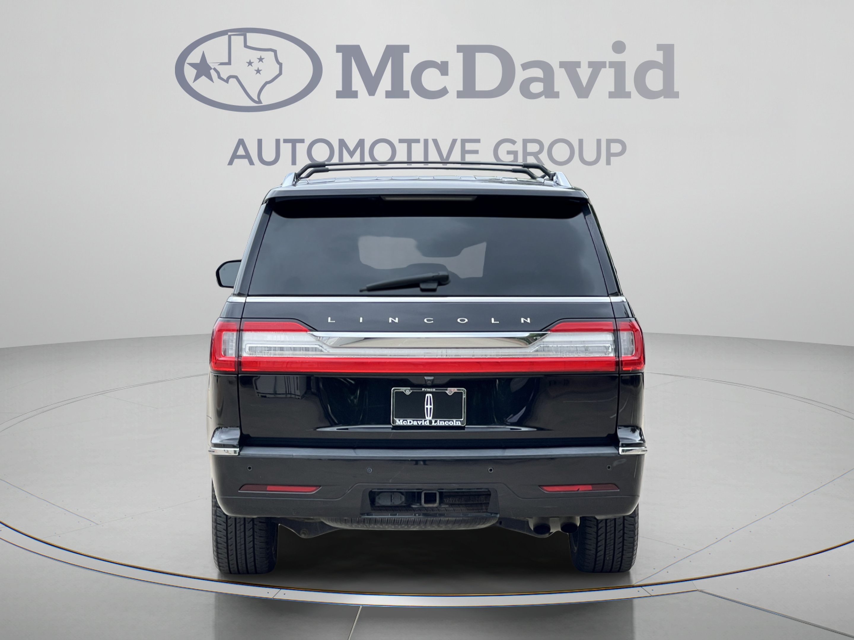 Used 2018 Lincoln Navigator Reserve w/ Technology Package AWD/4WD image 6