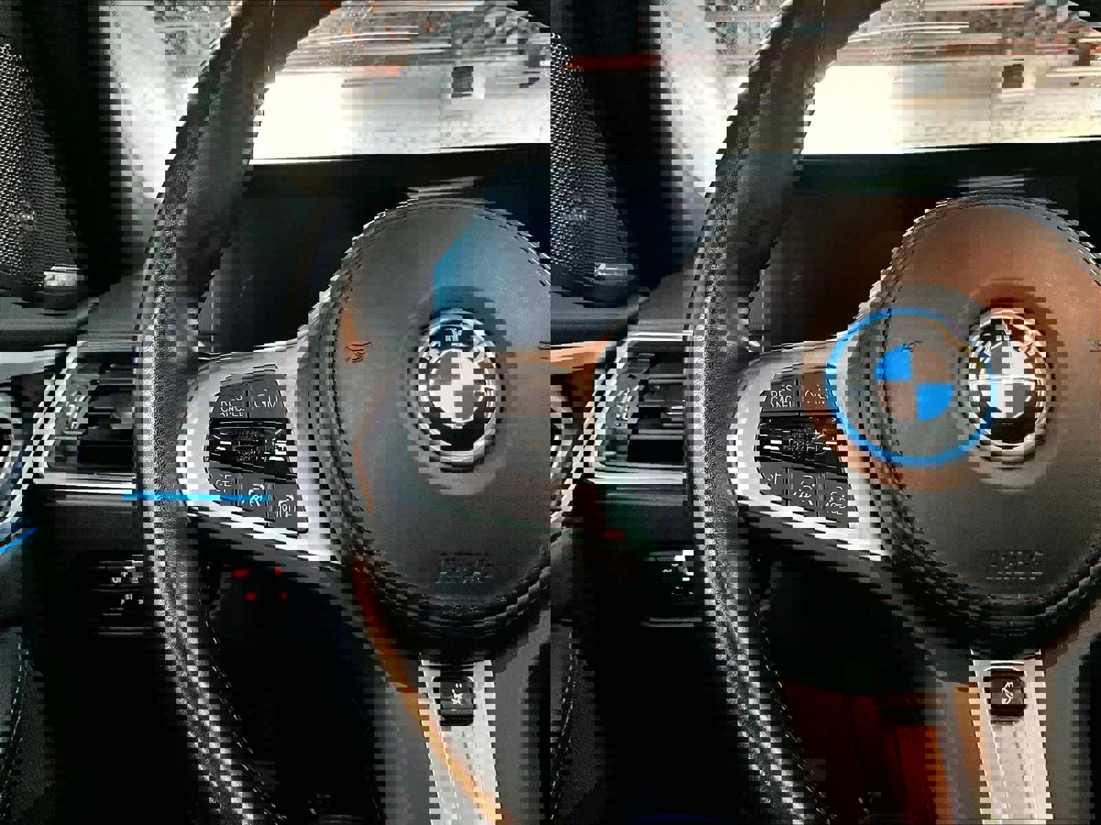 Used 2023 BMW i4 eDrive40 w/ M Sport Package image 20