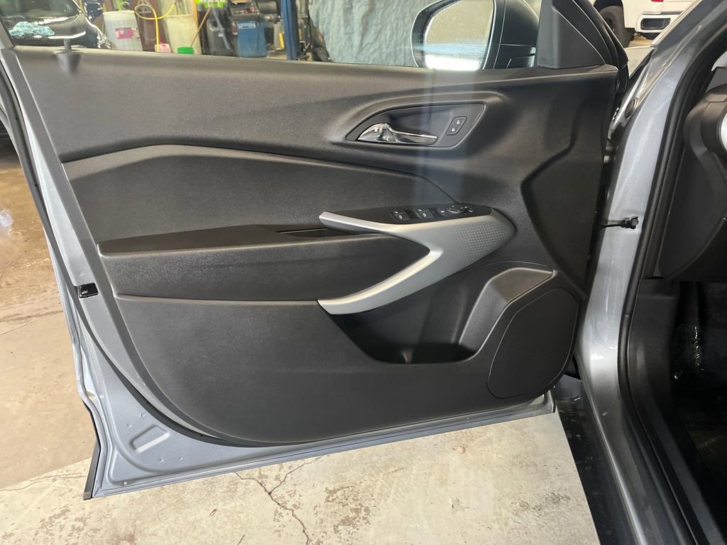 New 2026 Chevrolet Trax LS FWD image 10
