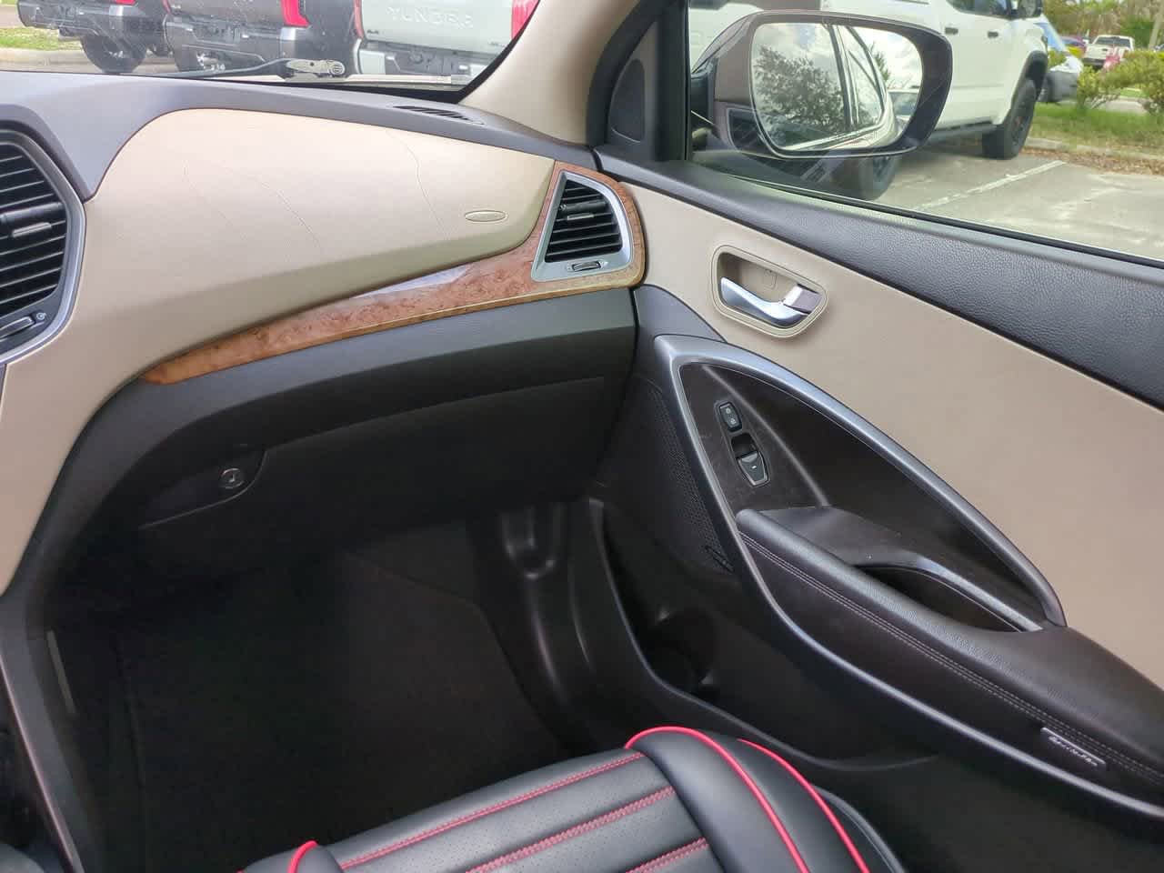 Used 2013 Hyundai Santa Fe Sport w/ Technology Pkg FWD image 16